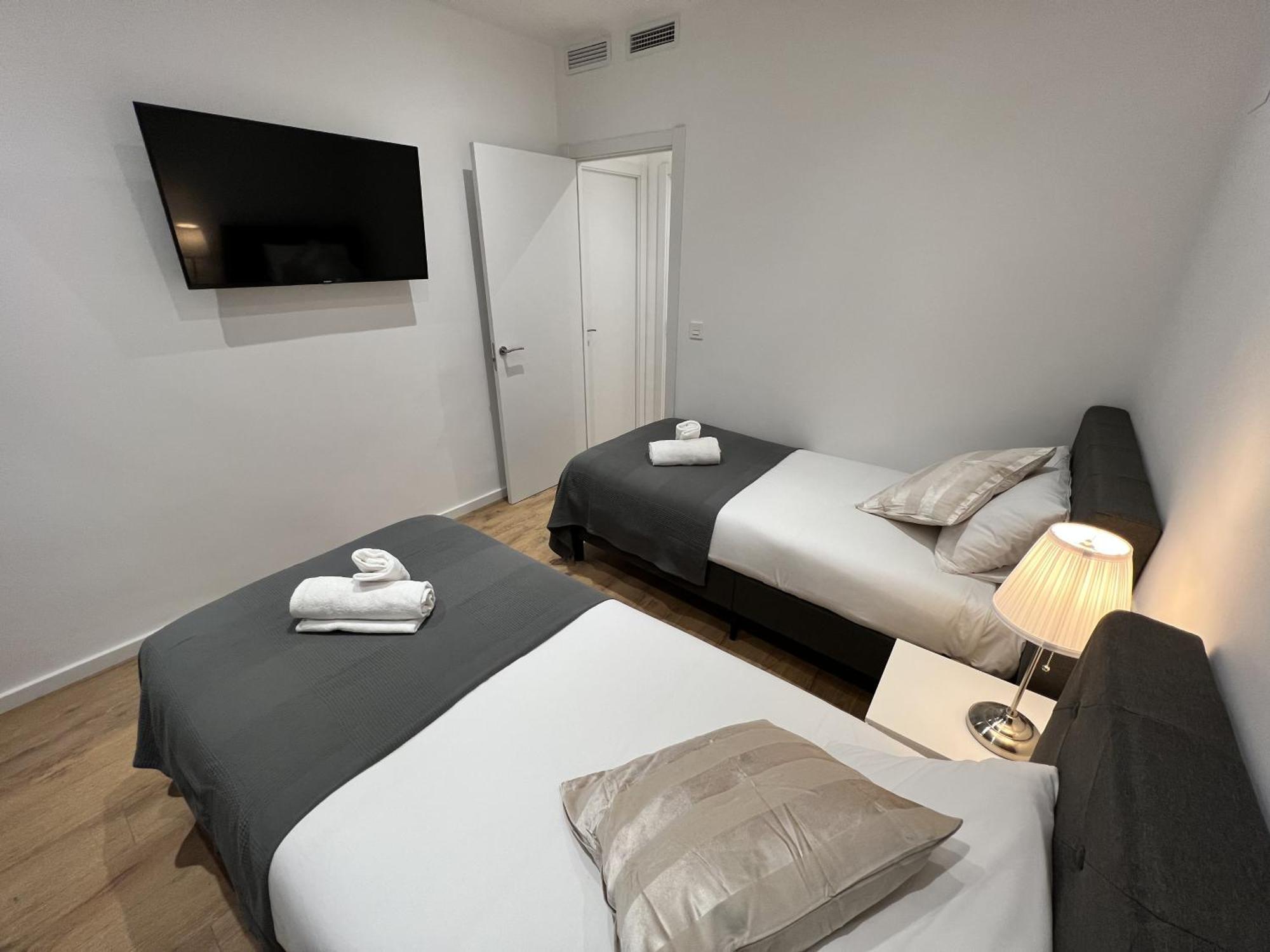 Apartamenticos Plaza Las Armas III Сарагоса Екстер'єр фото