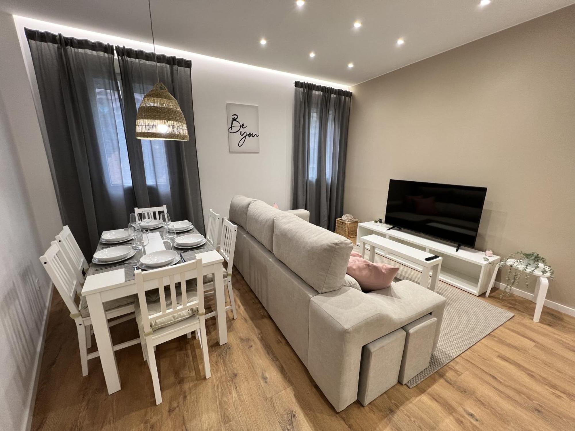 Apartamenticos Plaza Las Armas III Сарагоса Екстер'єр фото